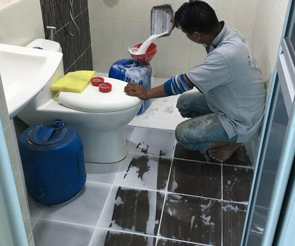 Repair Toilet Leaking